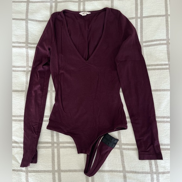 Madewell Plum Bodysuit - Picture 1 of 3